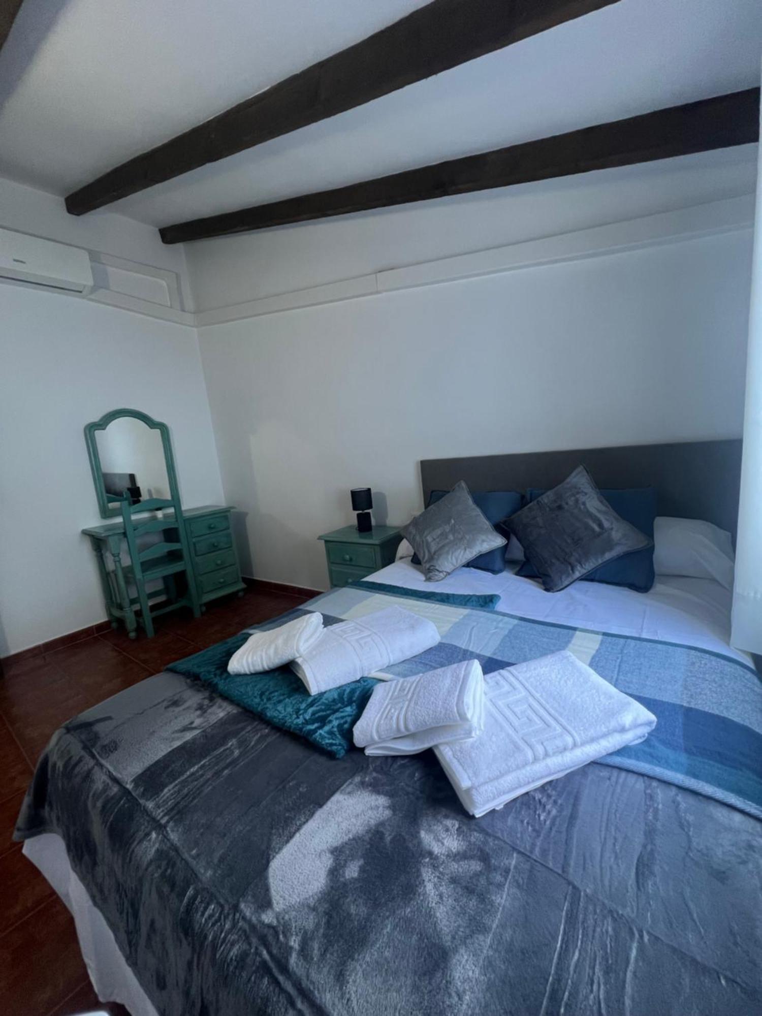Casa Pancho Villa Zahara De La Sierra Buitenkant foto