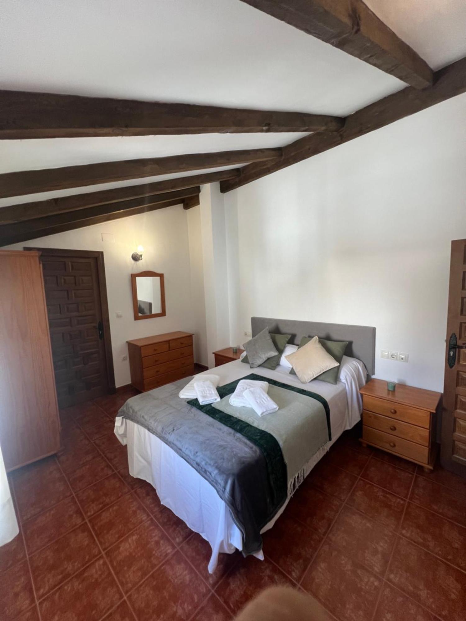 Casa Pancho Villa Zahara De La Sierra Buitenkant foto
